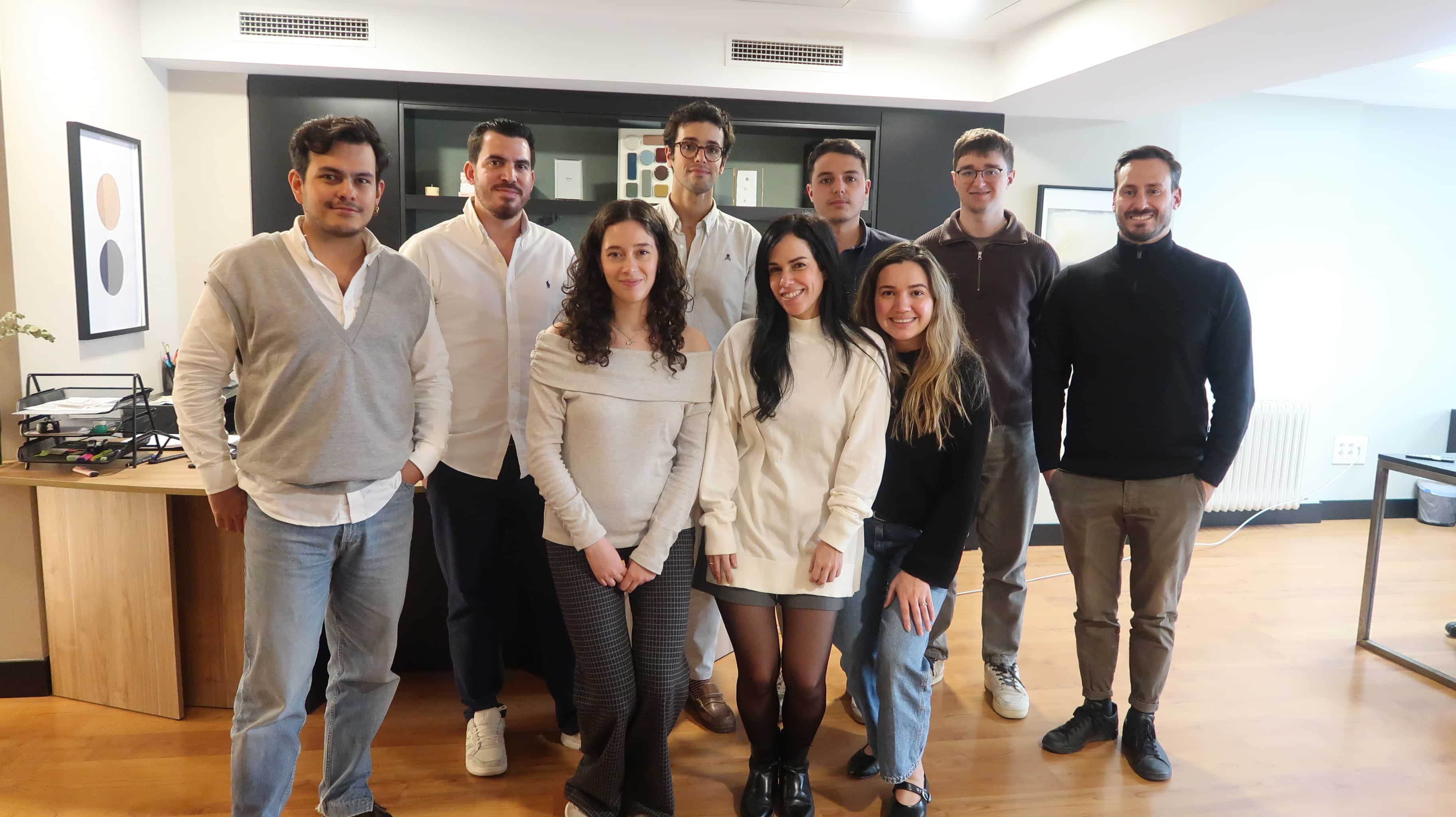 Equipo Trabe en oficina